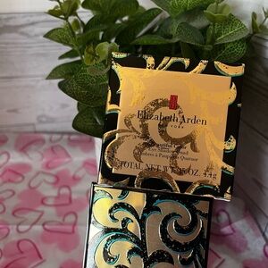 Elizabeth Arden eyeshadow quad